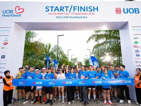 Ngân hàng UOB Việt Nam gây quỹ hơn 940 triệu đồng để nâng cao điều kiện giáo dục số cho trẻ em thông qua Giải chạy bộ UOB Heartbeat Run 2025