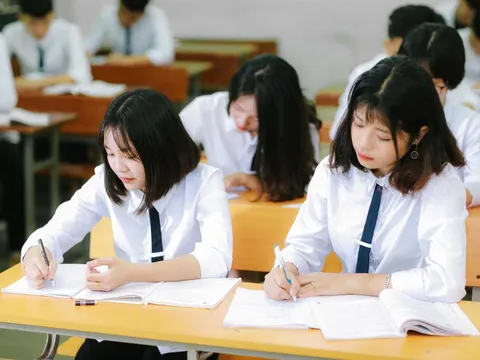 Thêm 1 thứ tiếng chính thức dạy trong trường phổ thông ngay năm sau