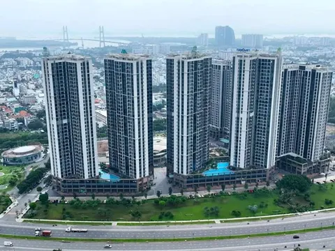 Bất động sản rớt giá trăm tỷ sau 1 tháng