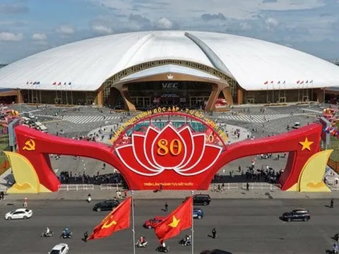 Việt Nam lập hàng loạt kỷ lục chưa từng có tại công trình Top 10 thế giới