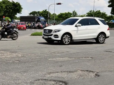 Hầm chui Nguyễn Văn Linh lồi lõm, Ban Giao thông nói gì?