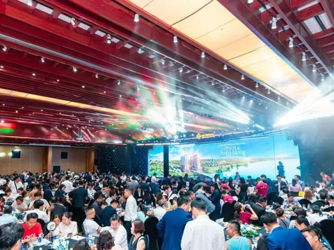 Quá tải khách đến dự sự kiện giới thiệu dự án Spana Tower Đà Nẵng