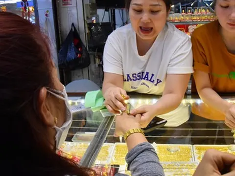 Thuế giao dịch vàng phải đánh trúng đầu cơ