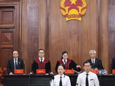 Chùm ảnh: Đồng loạt xét xử 2 vụ án lớn ở TP HCM