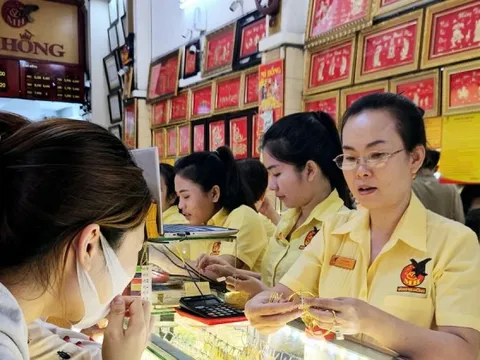 Đề xuất bán từ 1 lượng vàng trở lên mới phải nộp thuế