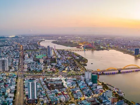 Dòng vốn “xoay trục” về Đà Nẵng, bất động sản biểu tượng hút khách