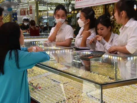 Giá vàng hôm nay, 17-9: Tiếp tục tăng khi Fed có thể giảm lãi suất