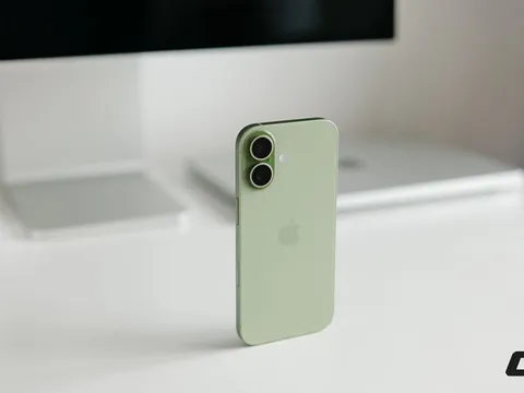 Mở hộp iPhone 17 chính hãng màu xanh cực đẹp: Chiếc iPhone có nhiều nâng cấp đáng giá nhất!