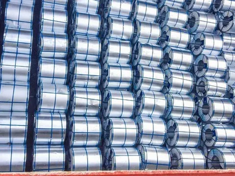 Hàng trăm nghìn tấn hàng của Việt Nam liên tục đổ bộ Campuchia: Thuế xuất khẩu 0%, sản lượng nước ta đạt hơn 20 triệu tấn