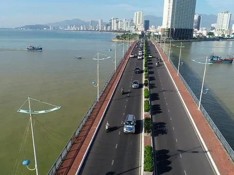 Khánh Hòa mới: “Cực tăng trưởng biển đảo” cần bệ phóng nhân lực và nhà đầu tư lớn