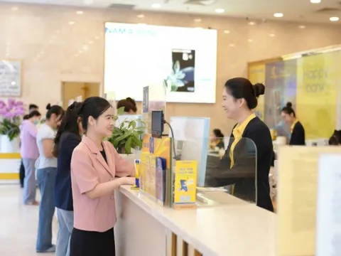 FiinRatings lần đầu xếp hạng tín nhiệm dài hạn Nam A Bank ở mức “A-”