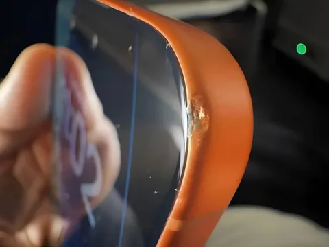 Vừa ra mắt, iPhone 17 Pro đã lộ "nhược điểm chí mạng"?