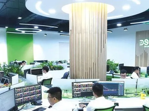 Chứng khoán DSC chốt ngày phát hành hơn 70 triệu cổ phiếu trả cổ tức và chào bán cho cổ đông