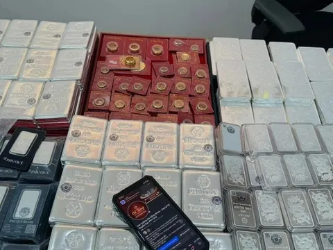 Vàng, bạc tăng giá liên tục, thời của “danh mục đa tài sản” lên ngôi