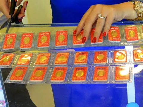 Giá vàng hôm nay 22-9: Tăng tiếp khi vừa mở cửa tuần mới