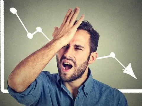 5 sai lầm nhà đầu tư cần tránh khi thị trường chứng khoán đi xuống