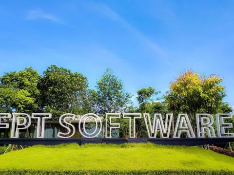 Ông Donald Trump tuyên bố áp 100.000 USD cho visa H-1B: FPT bị ảnh hưởng ra sao?