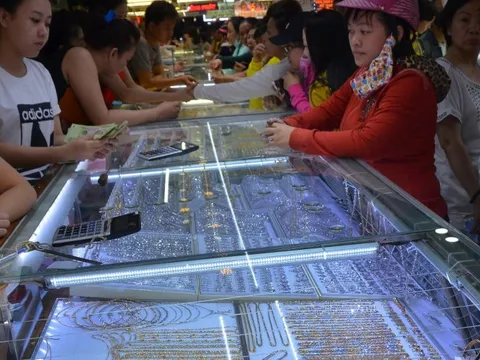 Giá vàng hôm nay, 23-9: Tiếp tục tăng