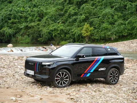 Jaecoo J7 sắp thêm bản mới tại Việt Nam: 7 chế độ lái, camera 540 độ, tăng sức đấu CX-5