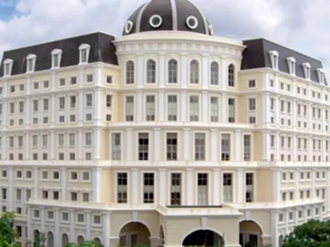 Đề nghị sớm hoàn thiện quy định về tiền lương, biên chế đối với cấp xã, cơ chế tăng cường nhân sự cho cơ sở