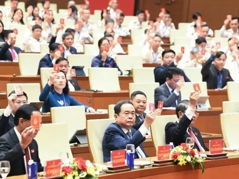 Chủ tịch Quốc hội: Chọn cán bộ 'có lên, có xuống, có vào, có ra'