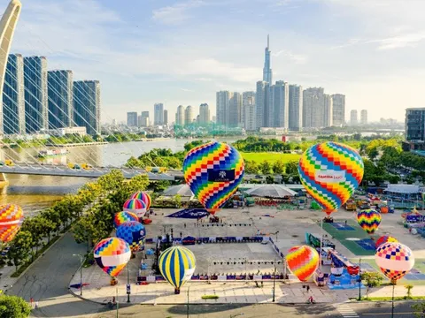 Eaton Park Skyward: Sự kiện bùng nổ, khẳng định biểu tượng hạng sang