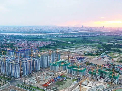 Giá căn hộ cũ, mới đồng loạt tăng giá