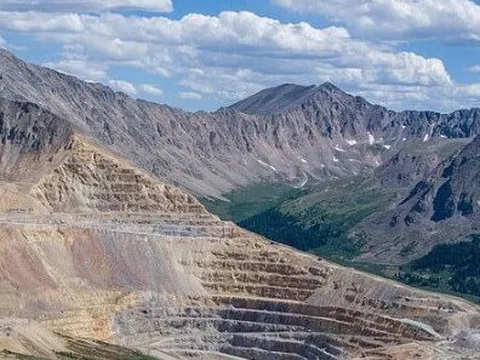Nền kinh tế lớn nhất thế giới đang lãng phí một “mỏ vàng” có thể thay đổi ngành công nghiệp ô tô điện, đủ sản xuất pin cho hàng trăm triệu xe