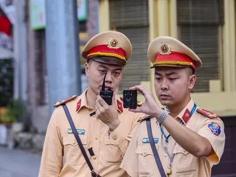 Tung 2 'bảo bối' hiện đại chưa từng có ở Hà Nội, Cục CSGT có cảnh báo quan trọng tới tất cả người dân