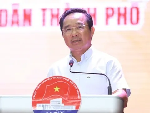 Chủ tịch UBND TP HCM: Giải phóng mặt bằng ì ạch, người đứng đầu xã, phường chịu trách nhiệm