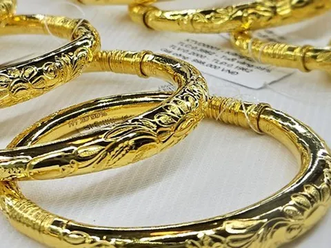 Cuối ngày 25-9, vàng nhẫn trơn ở cửa hàng nhỏ có giá thấp bất ngờ