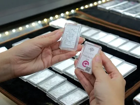 Ngày 26/9 giá bạc neo cao, đà tăng chưa kết thúc