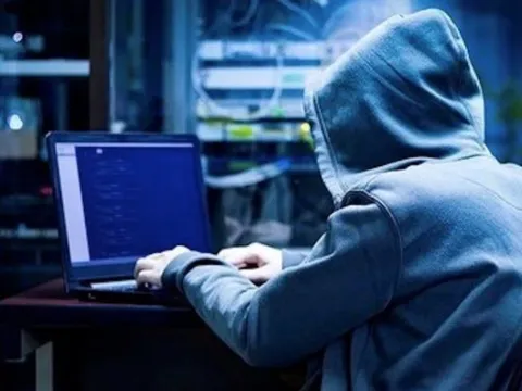 Cựu nhân viên Cty thuộc EVN sao chép dữ liệu khách hàng đưa cho em vợ bán kiếm lời