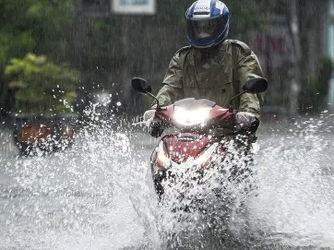 Dự báo thời tiết 28/9: Mưa xối xả trút xuống Bắc và Trung Bộ, nguy cơ ngập tứ bề