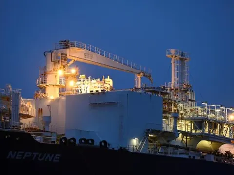 Sau Ấn Độ, thêm một quốc gia dần quay lưng với dầu Nga: Lượng nhập khẩu giảm xuống thấp nhất 5 tháng, là khách hàng lớn nhất tại EU