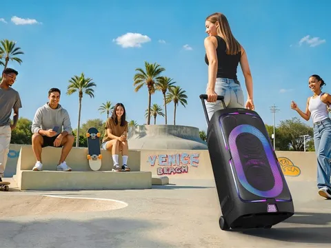 Samsung ra mắt 2 mẫu loa tháp di động mới tại Việt Nam