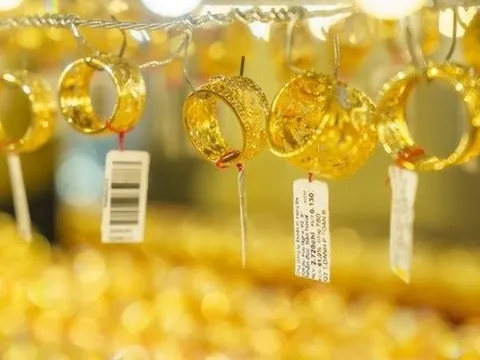 Sáng 30/9: Giá vàng nhẫn, vàng miếng lại lập đỉnh mới