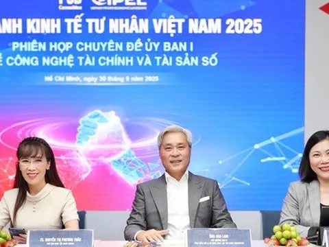 Tỉ phú Nguyễn Thị Phương Thảo kể chuyện "giải cứu" HOSE nghẽn mạch