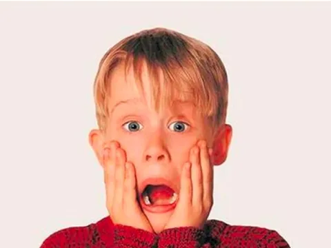 Một cổ phiếu chứng khoán "bốc đầu" sau tin tăng vốn gấp 4 lần