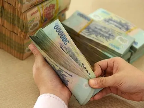 NÓNG: Khẩn cấp chi trả một khoản tiền cho người dân bị thiệt hại bởi bão số 10 Bualoi
