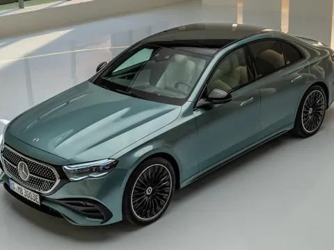 Mercedes-Benz E-Class mới sắp cập bến thị trường Việt
