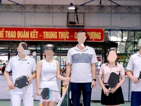 Xác minh một bí thư xã nghỉ học bồi dưỡng chính trị để đi chơi Pickleball