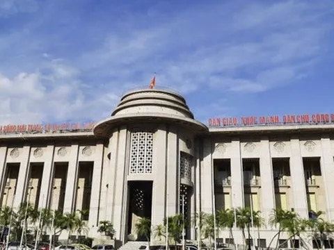 Phiên 1/10: Ngân hàng Nhà nước bán thêm ngoại tệ can thiệp, tỷ giá USD vẫn kịch trần