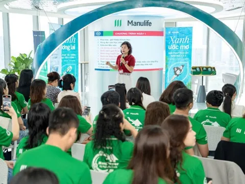 Tư vấn viên bảo hiểm Manulife được đào tạo kiến thức sức khỏe cộng đồng