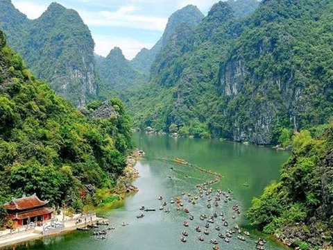 Tỉnh sở hữu "vịnh Hạ Long trên cạn" sắp trở thành thành phố trực thuộc Trung ương