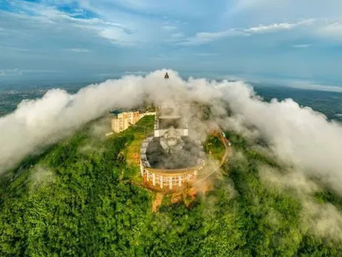 Thông báo quan trọng về hoạt động leo núi, dã ngoại tại núi Bà Đen