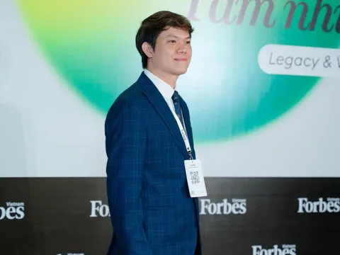 SunUni Academy tại Forbes 2025: Đào tạo tiếng Anh trực tuyến trong thời đại mới