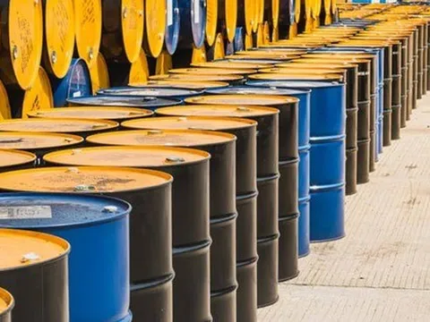 Không phải Nga hay Mỹ, đây mới là nhà cung cấp dầu thô lớn nhất của Việt Nam: Nhập khẩu hơn 7 triệu tấn kể từ đầu năm, giá rẻ hấp dẫn