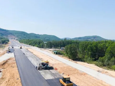 Cao tốc Quảng Ngãi - Hoài Nhơn hơn 20.000 tỷ nguy cơ chậm tiến độ