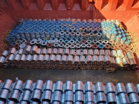 Hàng trăm nghìn tấn hàng của Việt Nam ồ ạt đổ bộ Campuchia: thuế xuất khẩu 0%, nước ta đứng top thế giới với sản lượng 20 triệu tấn